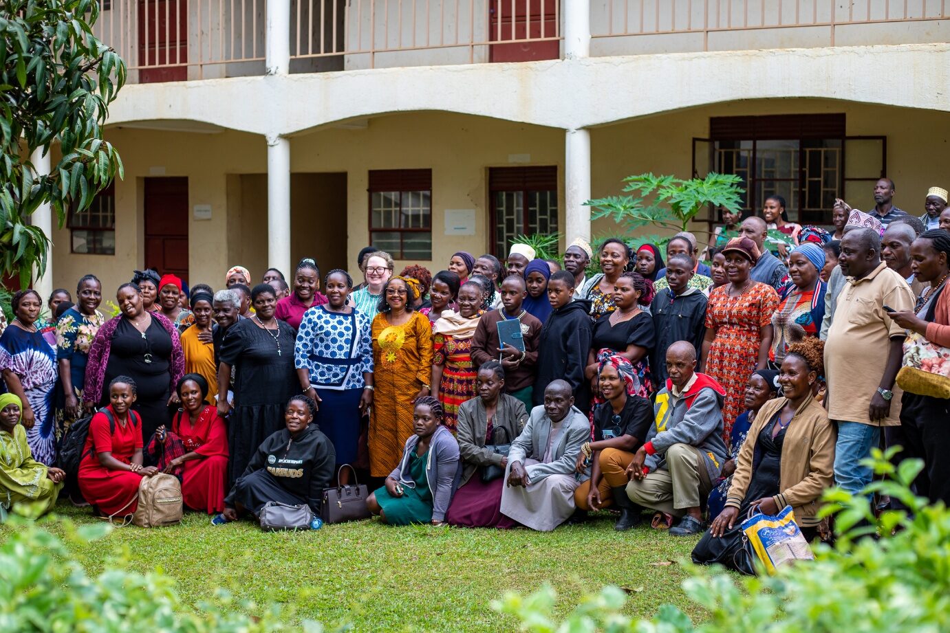 Rural women participating in climate and energy-saving training